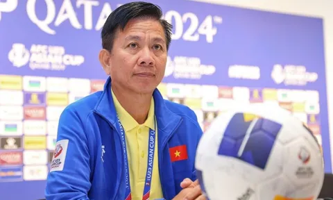 HLV Hoàng Anh Tuấn: 'Hy vọng trận ngày mai, lịch sử sẽ thay đổi'