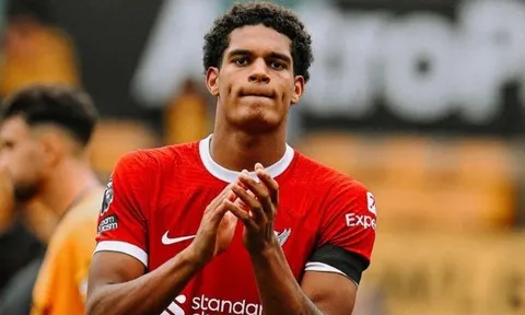Jarell Quansah có điều khoản lạ trong hợp đồng với Liverpool