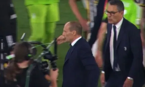 SỐC! Juve "đi đêm" ngay sau lưng Allegri dù mới đoạt Coppa Italia