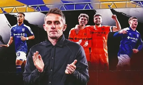 Kieran McKenna - Từ trợ lý ở M.U đến HLV Premier League sau 3 năm