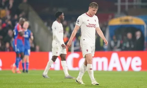 Thua Palace, Man United thiết lập kỷ lục tồi tệ