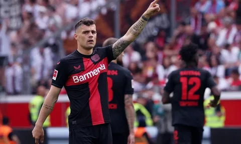 Leverkusen đi vào lịch sử bóng đá Đức