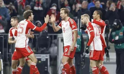 Leverkusen gọi, Kane giúp Bayern Munich trả lời