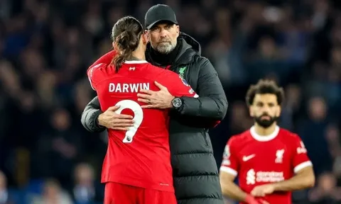 Liverpool đang phải trả giá cho sự thiếu suy nghĩ của Klopp
