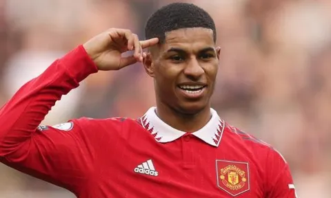 Lý do phũ phàng khiến Rashford vẫn ở lại M.U