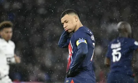 Tổng thống Pháp muốn Real "nhả" Mbappe, Ancelotti nói gì?