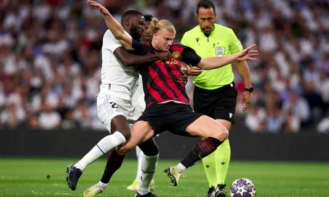 Sát thủ của Man City hiện nguyên hình