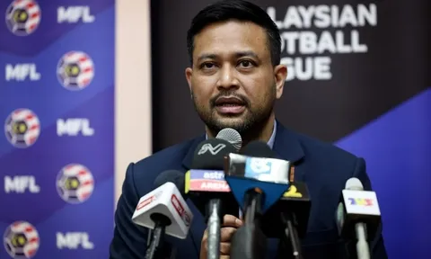 Malaysia là nước ĐNÁ đầu tiên làm điều này, báo chí Indonesia tố trọng tài 'đạo văn'
