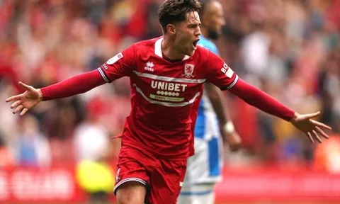 Man United trải thảm đỏ tranh mua hàng hot người Anh