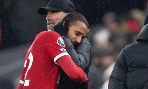 Liverpool vắng 6 cầu thủ ở đại chiến Man United