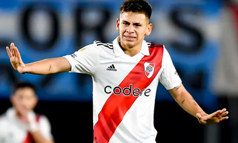 NÓNG! Man City chuẩn bị ký hợp đồng với 'Messi mới'