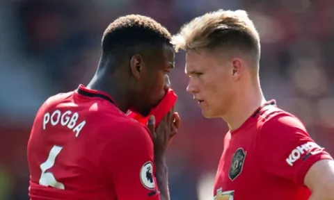 McTominay mắc lừa Pogba