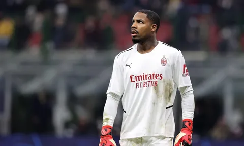 Milan vẫn 'cứng' với Maignan dù Bayern rình rập