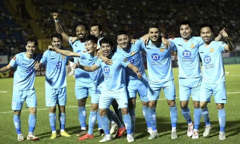 Thua trận đầu ở V-League, HLV Nam Định nói gì?