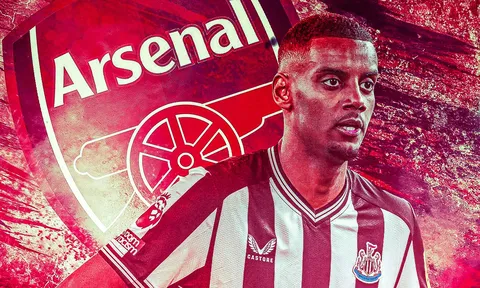 NÓNG! Arsenal chốt mua tiền đạo bom tấn