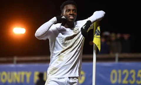 Arteta chốt tương lai Nketiah