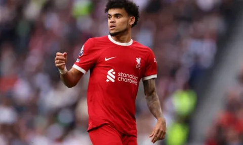NÓNG! Liverpool ra giá bán Diaz cho Barca