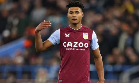 Mục tiêu tin đồn của Arsenal hé lộ cuộc trò chuyện với Declan Rice