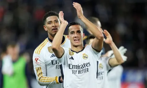 Phút cuối bừng sáng, Real chiếm lĩnh ngôi đầu La Liga