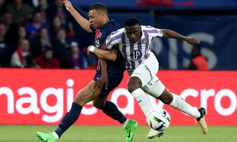 PSG thua sốc, AS Monaco xây chắc ngôi nhì bảng