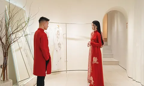 Quang Hải làm 1 việc, vợ chưa cưới thay đổi ánh mắt