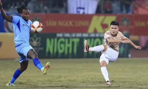 2 siêu phẩm, 2 thẻ đỏ, CAHN hủy diệt Bình Dương