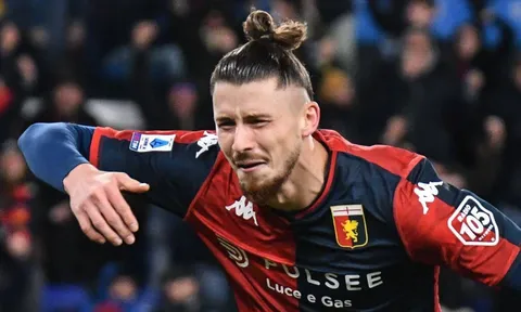 Sếp lớn lên tiếng, rõ tương lai của "Van Dijk Romania"