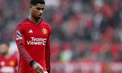"Ai cũng sa sút phong độ, nhưng Rashford tụt dốc quá nhanh"