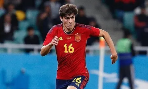 CLB Premier League vào cuộc, Real trì hoãn thương vụ tiềm năng