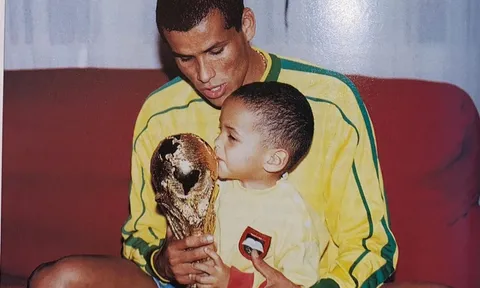 Rivaldo chỉ cách để Việt Nam dự World Cup, giải bóng đá Nữ VĐQG khai mạc ngày 1/5