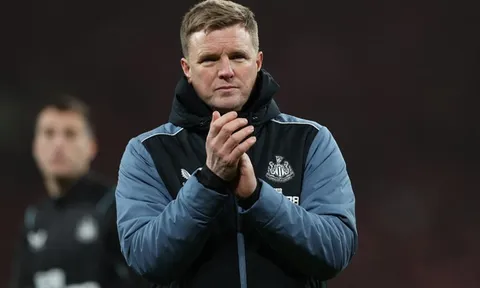 Rõ tương lai của Howe tại Newcastle