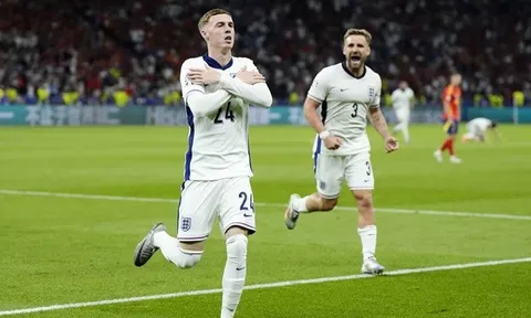 Saka và Palmer lọt vào danh sách đề cử của PFA