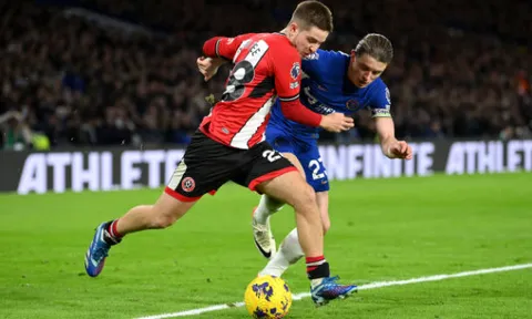 Thắng lợi, Pochettino chốt tương lai Gallagher