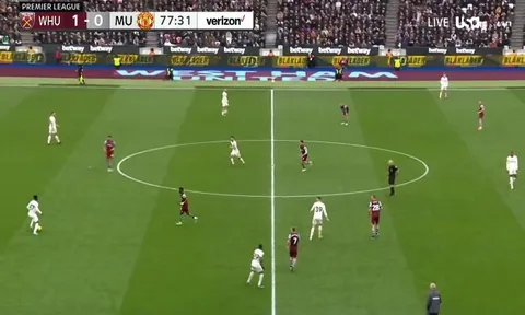 Toàn cảnh tình huống Kobbie Mainoo "báo hại" Man Utd