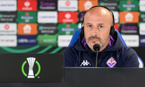 Chiếc cúp Conference League sẽ là màn chia tay đẹp của Italiano