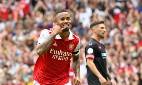 2 đến 2 đi: Arsenal sẽ có phiên chợ hè trong mơ
