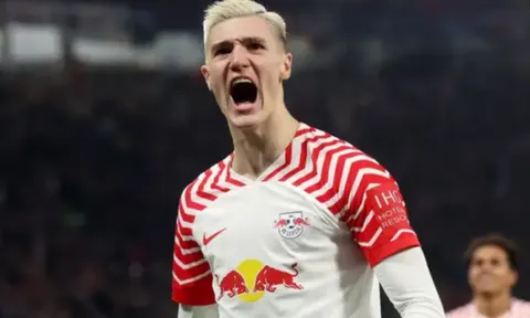 Người đại diện của Sesko xuất hiện ở Old Trafford