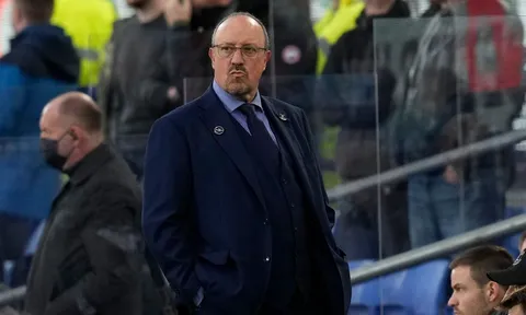 Benitez sắp có bến đỗ mới