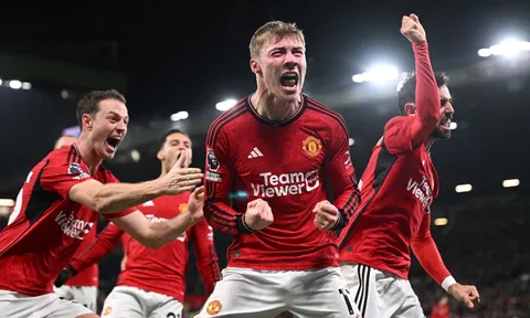 "Không chắc chắn nhưng tôi chọn 2-1 nghiêng về Man United"
