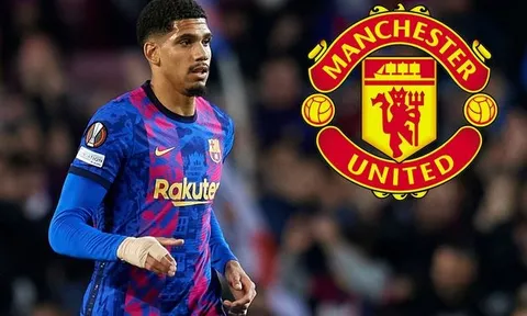 Manchester United lấy gì để thuyết phục Ronald Araujo?
