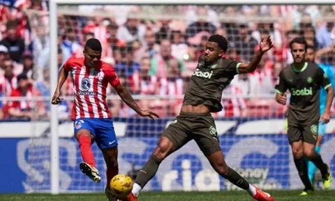 M.U làm thương vụ kinh tế với Atletico