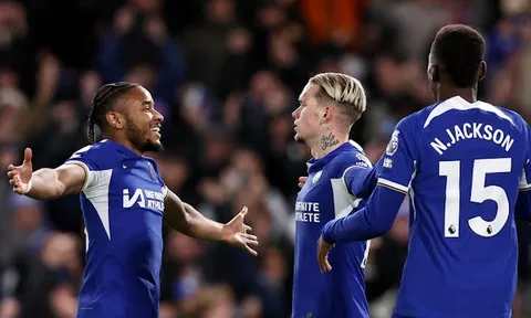 Đã chi hơn 1 tỷ bảng, Chelsea vẫn chưa dừng lại quá trình 'đại tu'