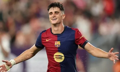 Tân binh Barca xứng đáng có suất đá chính