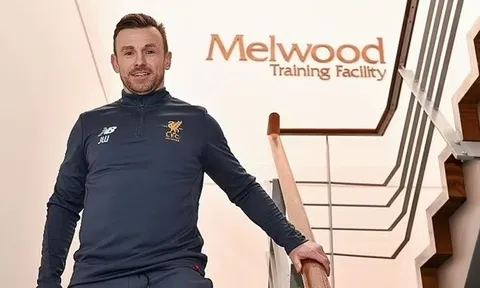 Thêm nhân vật cộm cán trở lại Liverpool