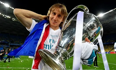 Thời gian của Modric ở Real Madrid sắp hết
