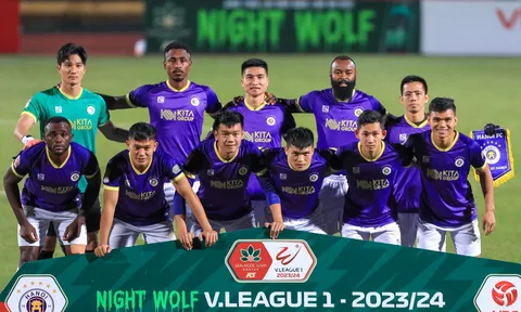 Thua HAGL, HLV Hà Nội lên tiếng về cuộc đua vô địch V-League