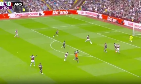 Tội đồ trước M.U và Arsenal