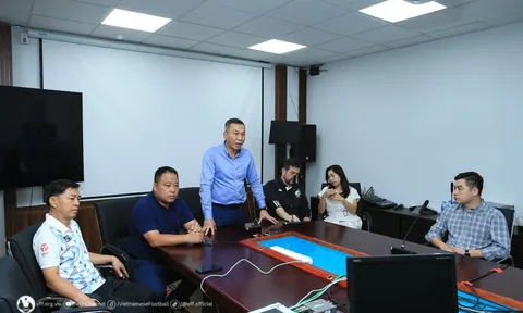 Tranh thủ quãng nghĩ V-League, VFF tập huấn trọng tài VAR