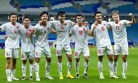 Chuyên gia: Đình Bắc không phải là mẫu cầu thủ đột biến, Văn Khang cá nhân quá