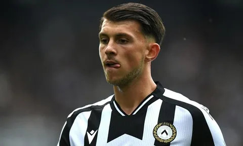 Juventus và Napoli cạnh tranh vì "ngựa chứng" của Serie A